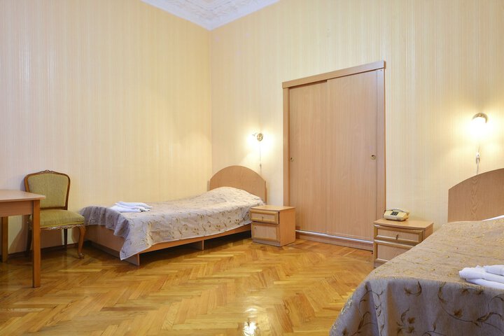 Room 36 of 40