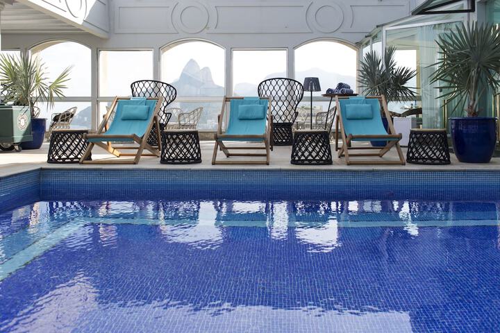 Pool 79 of 130