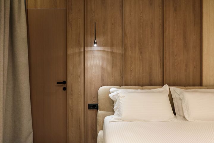Room 41 of 165