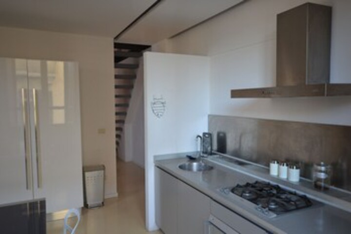 Room 18 of 22