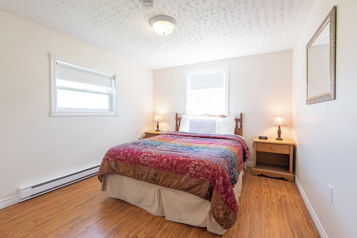 Room 25 of 64