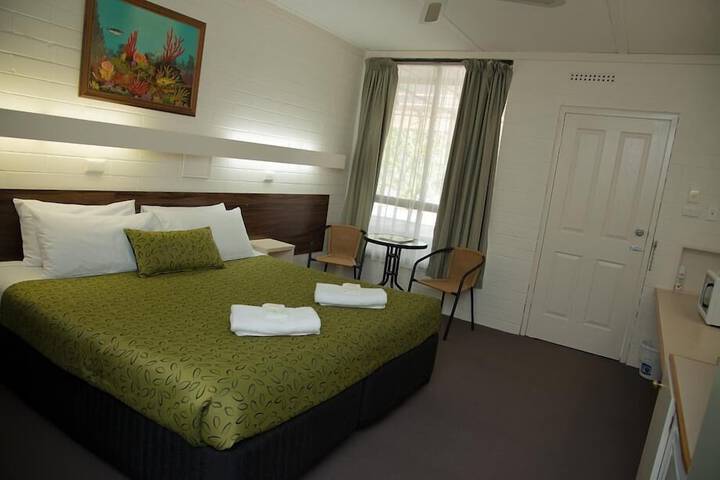 Room 27 of 53