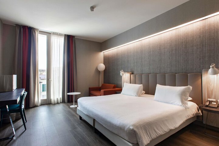 Hotel Interior 43 of 99