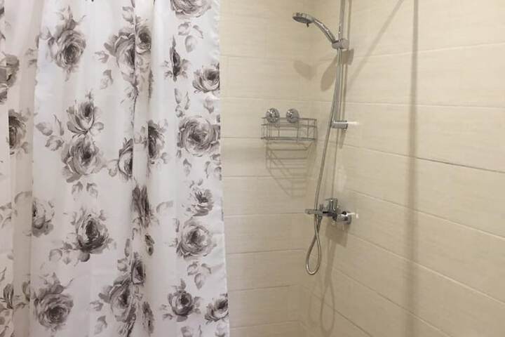 Room 32 of 47