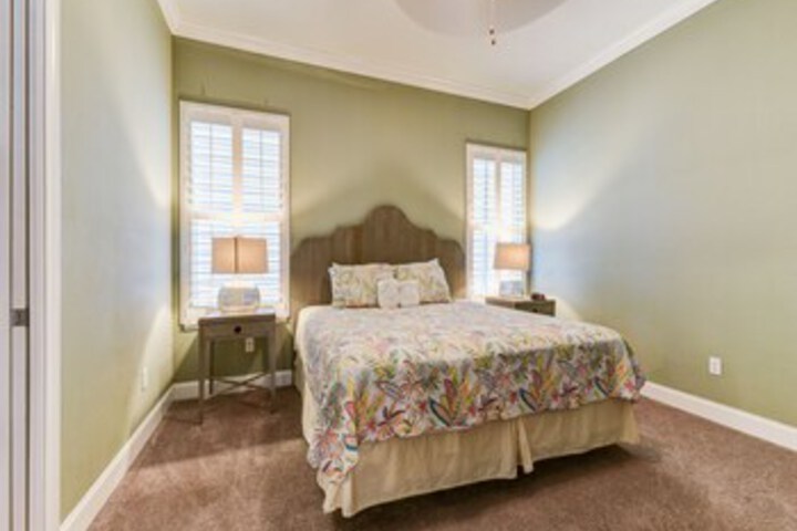 Room 121 of 129