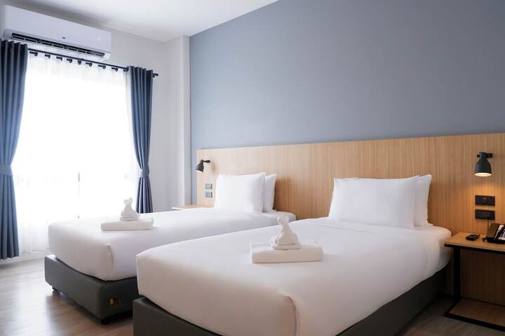 Room 6 of 23