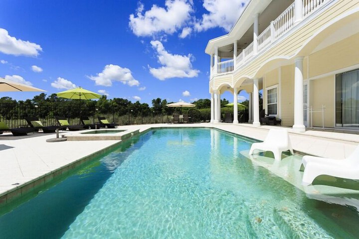 Pool 19 of 42