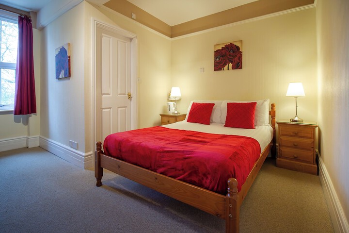 Room 2 of 42