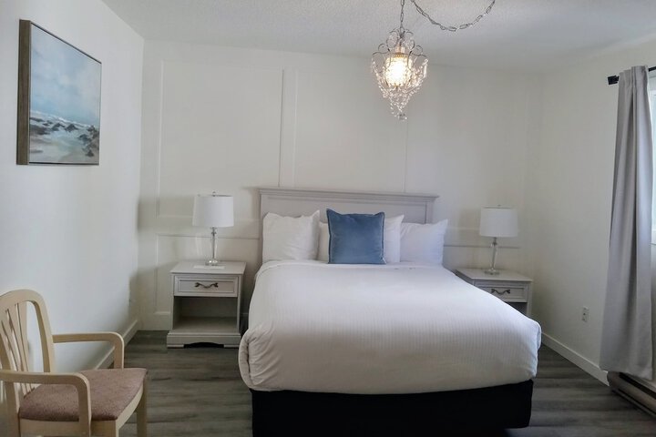 Room 38 of 183