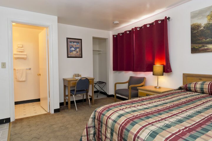 Room 5 of 51