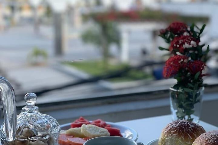 Breakfast/Coffee Service 27 of 32