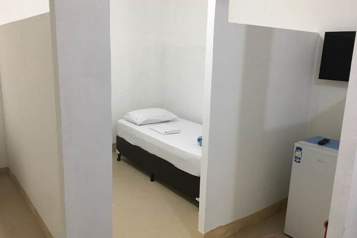 Room 7 of 18