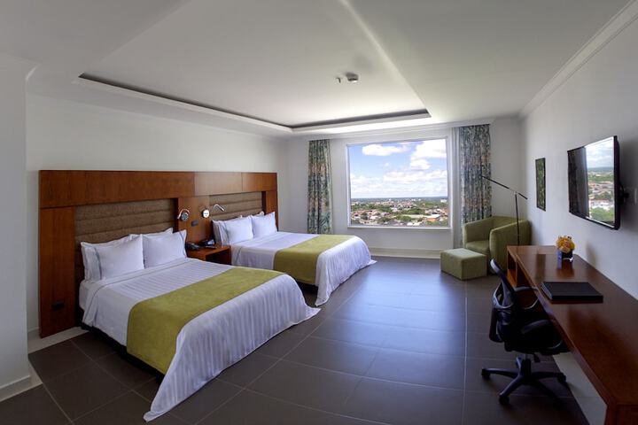 Room 21 of 48