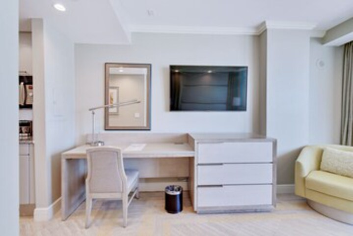 Room 159 of 318