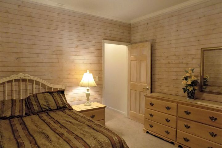 Room 17 of 73