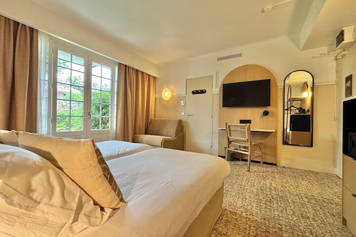 Room 10 of 56