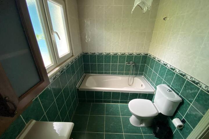 Room 15 of 23