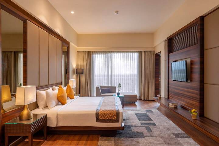Room 9 of 55