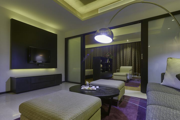 Room 12 of 35