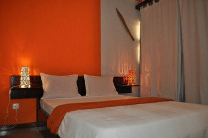 Room 10 of 24