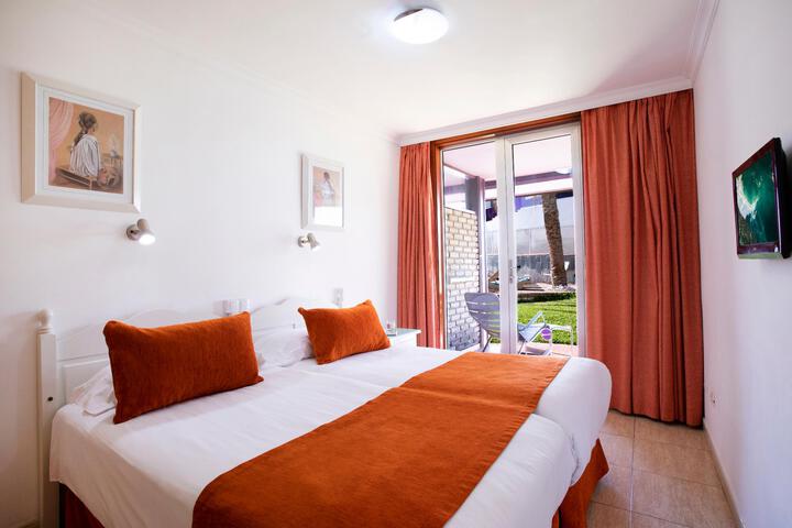 Room 3 of 22