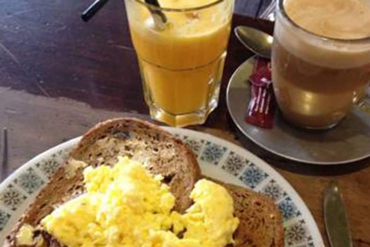 Breakfast/Coffee Service 22 of 31