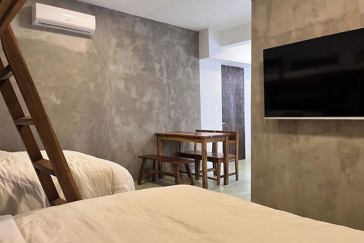Room 15 of 51