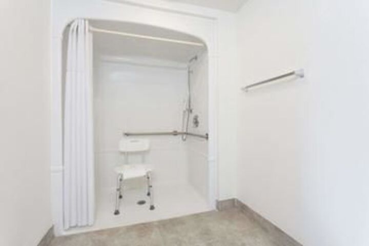 Room 3 of 49