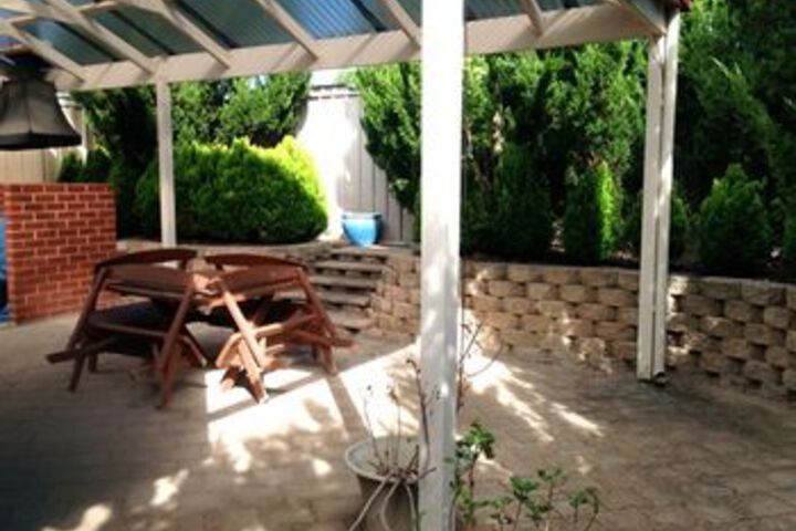 Hotel Exterior 4 of 12