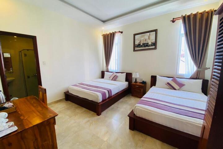 General 12 of 33