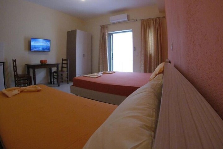Room 9 of 55