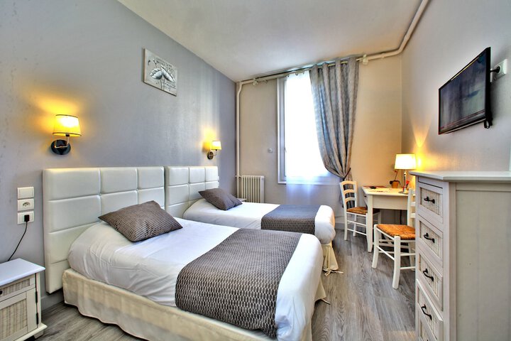 Room 5 of 86