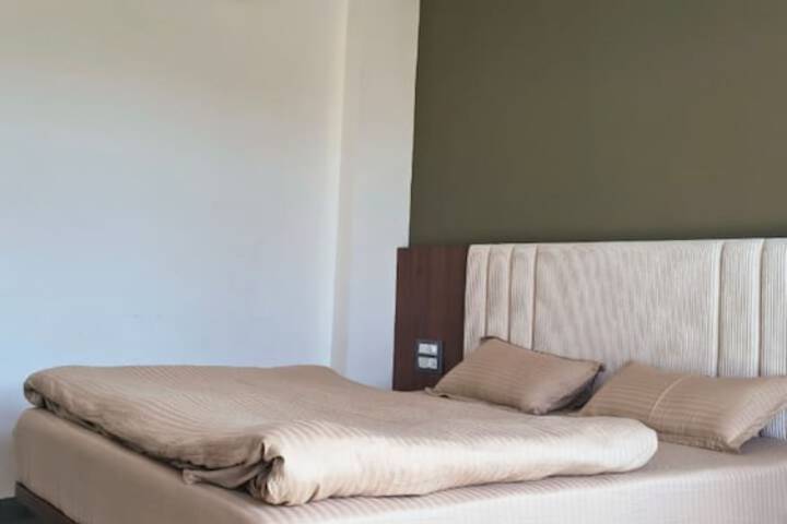 Room 43 of 72