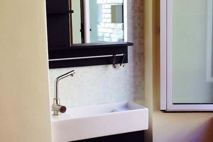 Room 26 of 28
