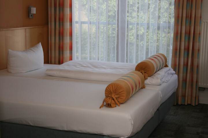 Room 9 of 60