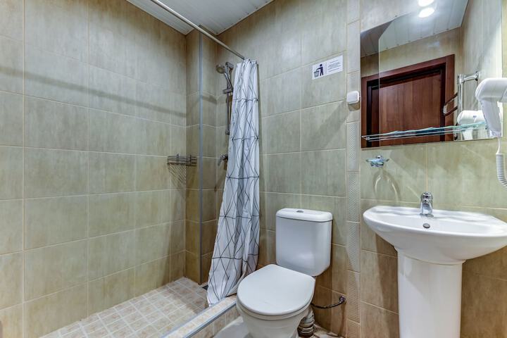 Room 16 of 23