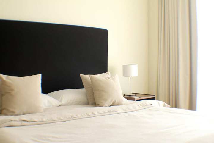 Room 7 of 28