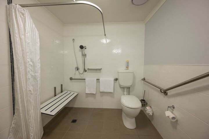 Room 108 of 210