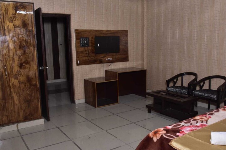 Hotel 6 of 6