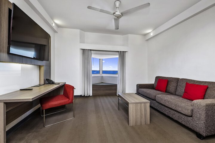 Room 12 of 75