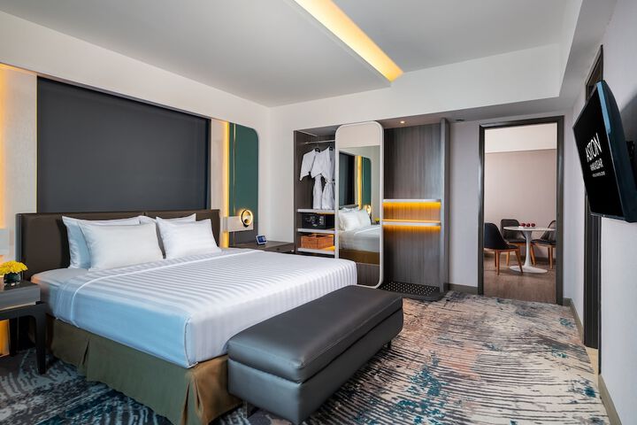 Room 16 of 39