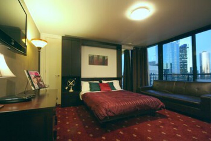 Room 22 of 66
