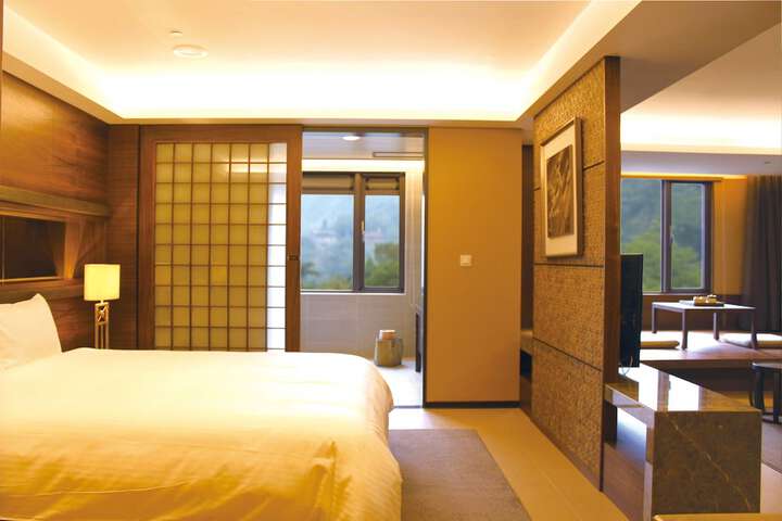 Room 13 of 123