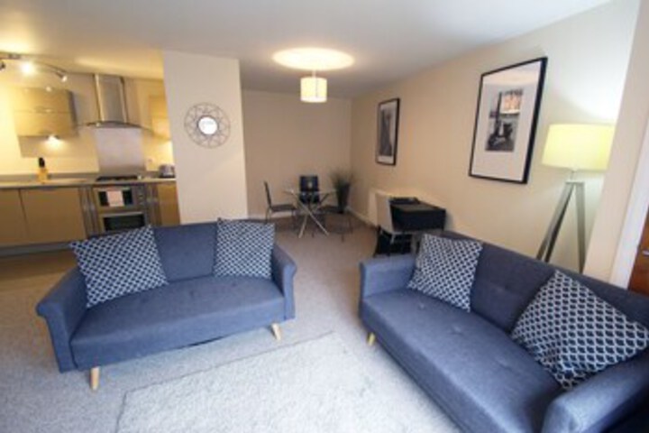 Room 9 of 15