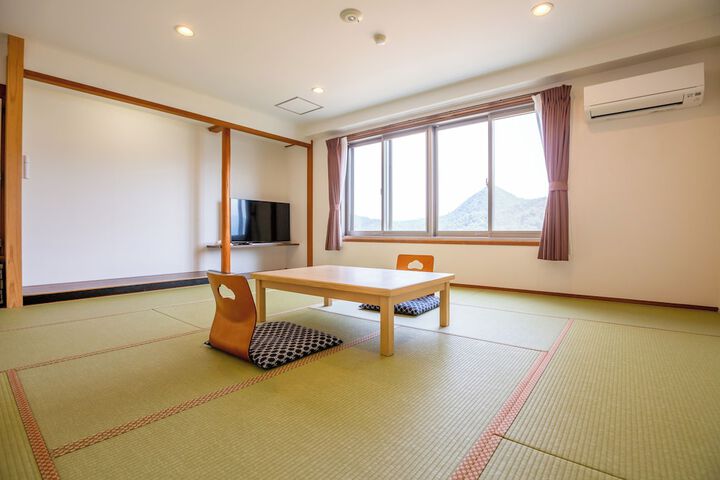 Room 13 of 59