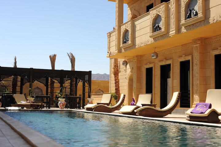 Hotel 92 of 97