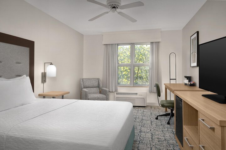 Room 12 of 45