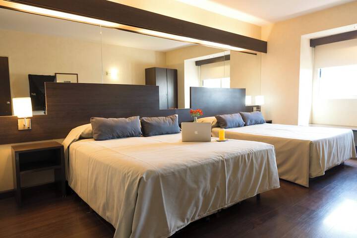Room 18 of 36