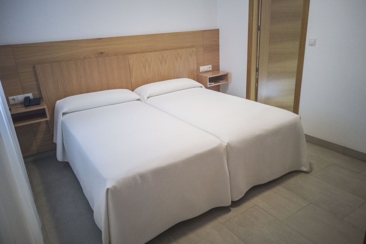 Room 14 of 45