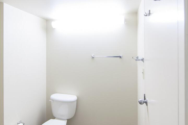 Room 62 of 81